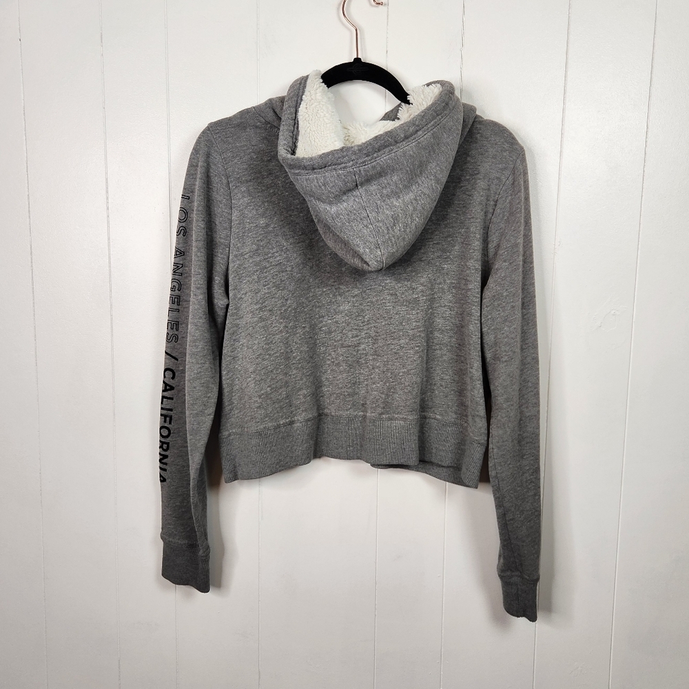 Hollister Cropped Oversized Sweatshirt Hoodie Sherpa Teddy Hood Size Large Comfy - Picture 4 of 8